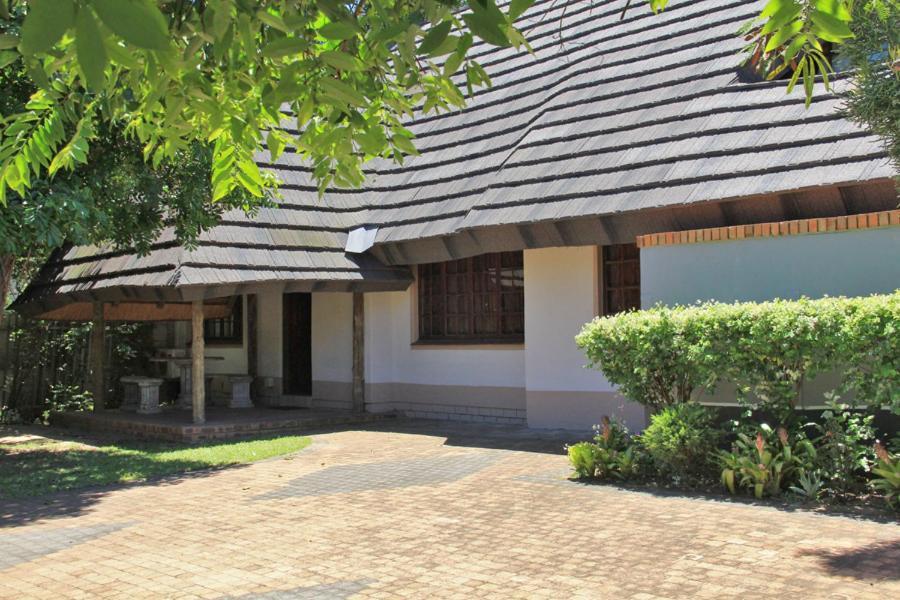 Aristo Manor Self-Catering Accommodation Richards Bay Exterior foto